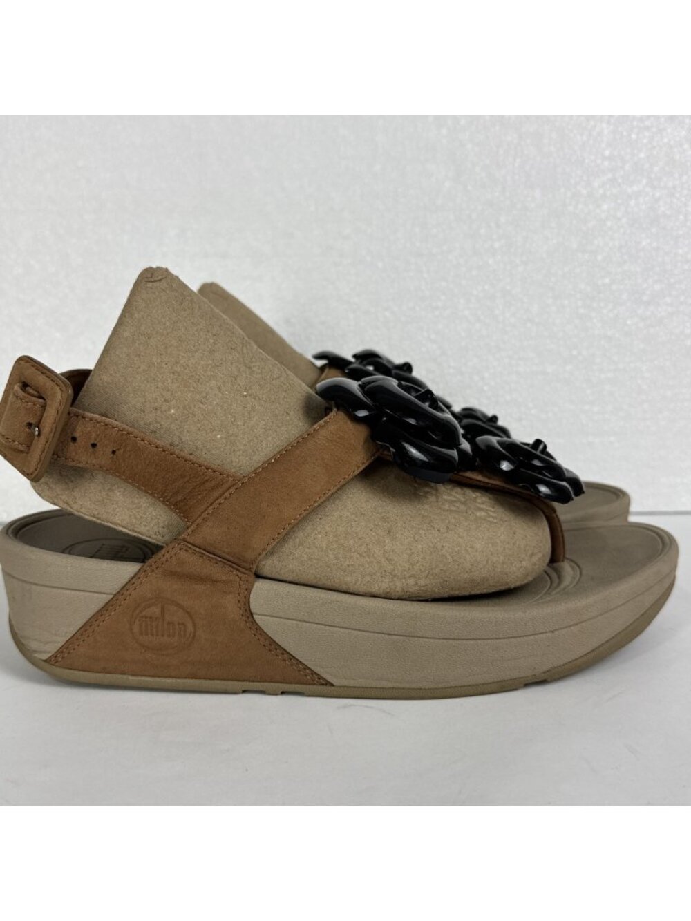 Fit Flop Floretta Tan Suede & Black Floral Wedge Thong Sandals Women's 7